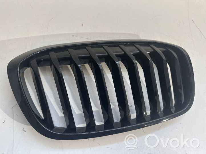 BMW 2 F46 Atrapa chłodnicy / Grill 7467462