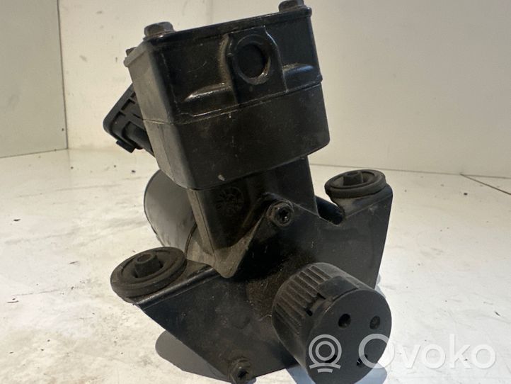 Land Rover Range Rover P38A Ilmajousituksen kompressoripumppu E312700012