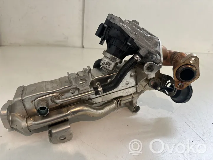 BMW 5 G30 G31 Valvola di raffreddamento EGR 8513691