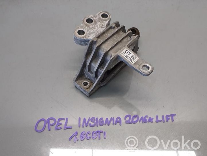 Opel Insignia A Moottorin kiinnityksen tyhjiöputki 