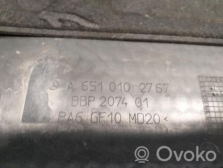 Mercedes-Benz E AMG W212 Rivestimento della modanatura della chiusura del vano motore/cofano A6510102767