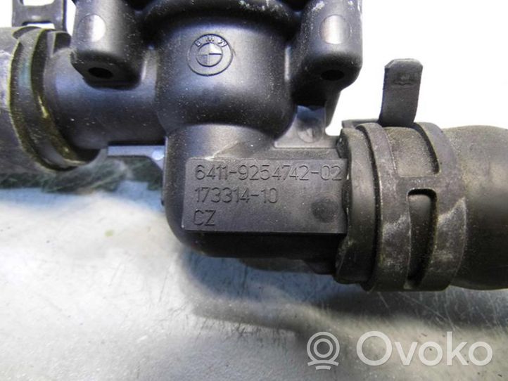 BMW 1 F20 F21 Pompa dell’acqua 641192547202