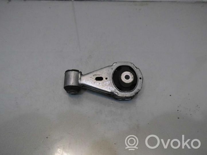 Renault Megane III Gearbox mounting bracket 