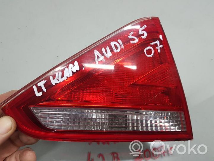 Audi S5 Galinis žibintas kėbule 8T0945093