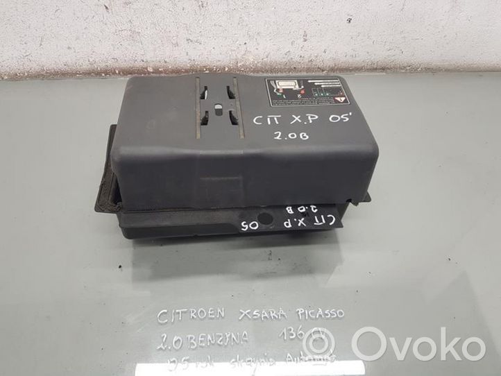 Citroen Xsara Picasso Support boîte de batterie 