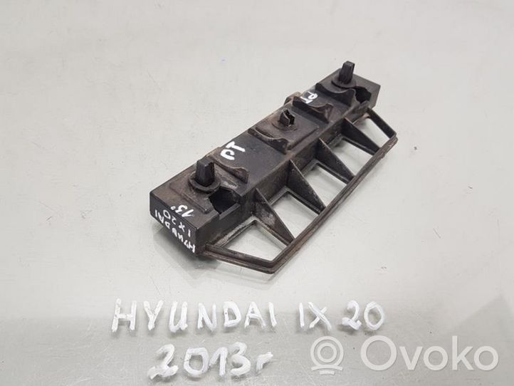 Hyundai ix20 Rear bumper mounting bracket 86616-1K000