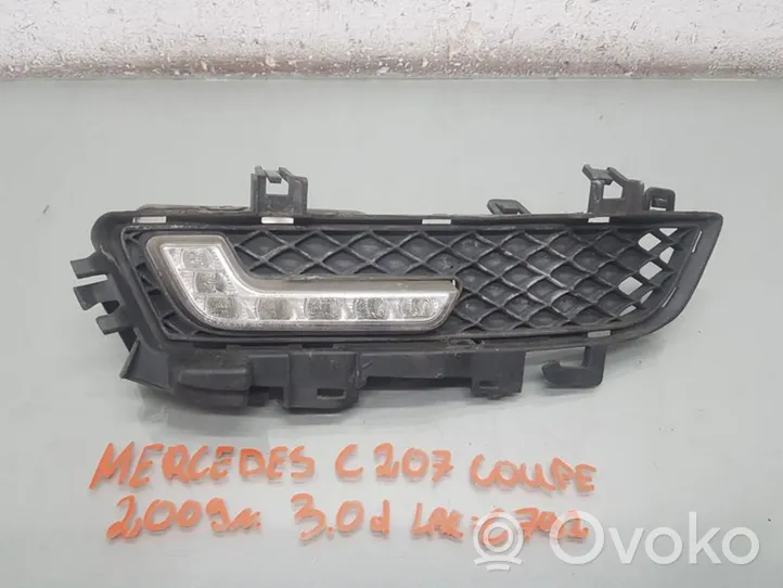 Mercedes-Benz CLK C207 A207 Phare de jour LED A2128200756