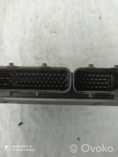 Volkswagen Polo V 6R Sterownik / Moduł ECU 03E906023L