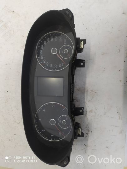 Seat Alhambra (Mk2) Speedometer (instrument cluster) 7N5920870E