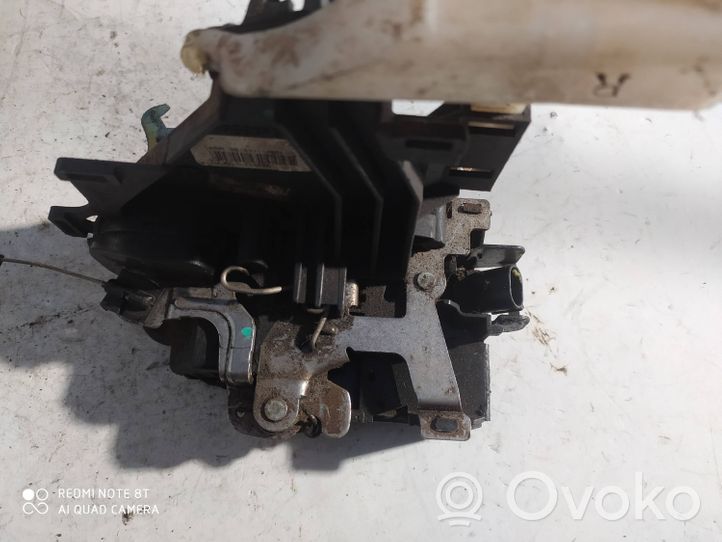 Volkswagen Multivan T5 Front door lock 3B1837016BR