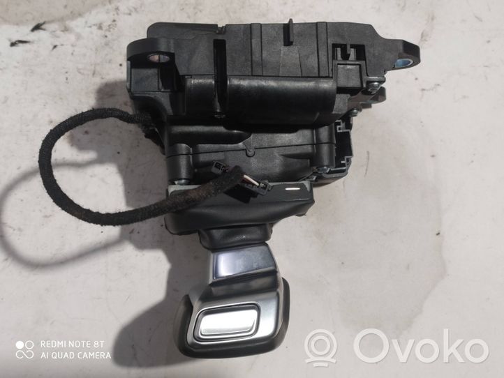 Audi A4 S4 B9 Pavarų perjungimo mechanizmas (kulysa) (salone) 8W2713041E