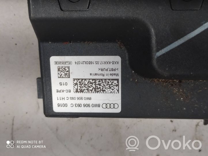 Audi A4 S4 B9 Przekaźnik pompy paliwa 8W0906093C