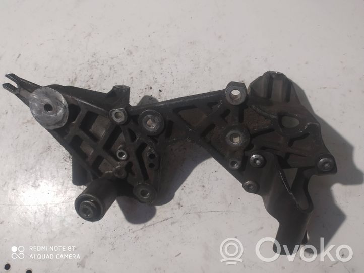 Volkswagen Touareg II Halterung Kraftstoffpumpe 059130147P