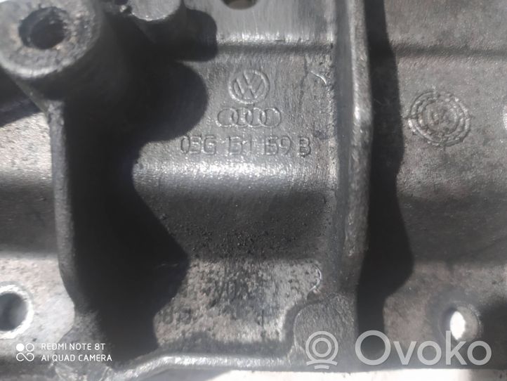 Audi A4 S4 B7 8E 8H Halterung Lager Motor 03G131159B