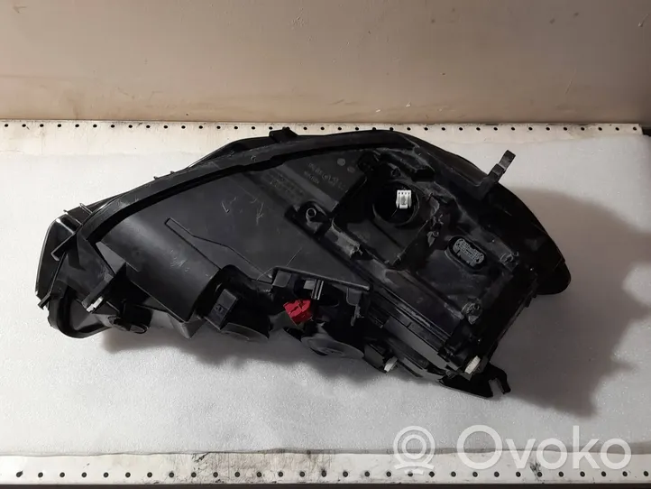 Audi A6 S6 C7 4G Lampa przednia 4G0941031C