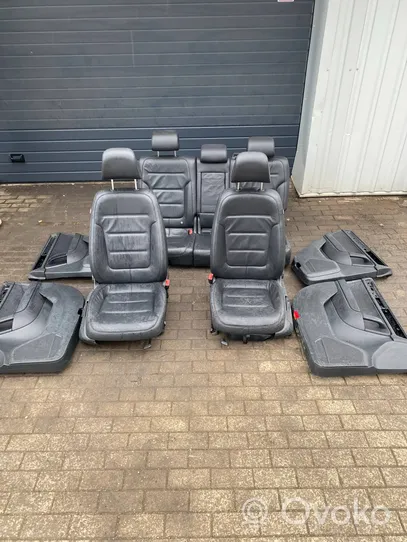 Volkswagen Touareg II Seat set 