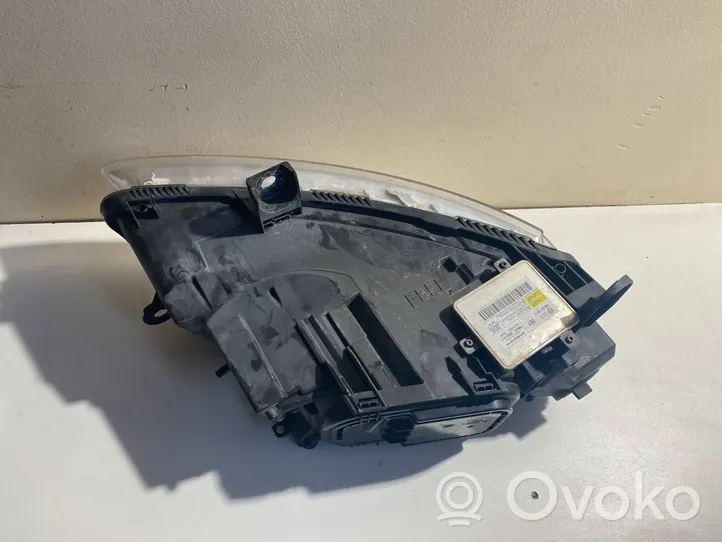 Audi A6 S6 C6 4F Lampa przednia 4F0941003