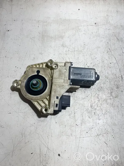 Audi Q7 4L Motorino alzacristalli della portiera anteriore 4L0959801B