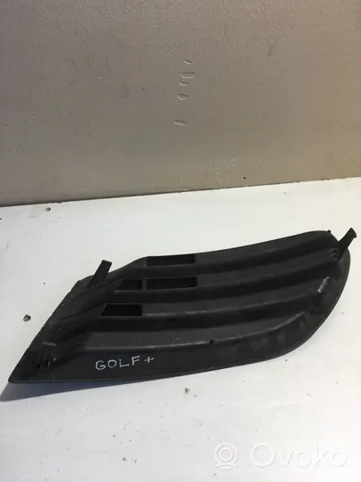 Volkswagen Golf Plus Etupuskurin alempi jäähdytinsäleikkö 5M0853665