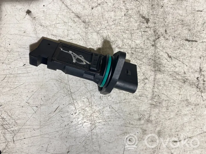 Volkswagen Touran I Mass air flow meter F00C2G2055