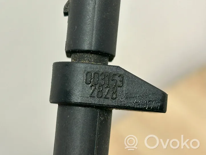 Mercedes-Benz C W204 Kloķvārpstas stāvokļa sensors A0031532828