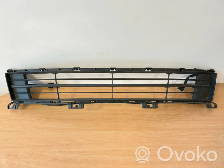 Mazda 6 Grille inférieure de pare-chocs avant GS1D501T1