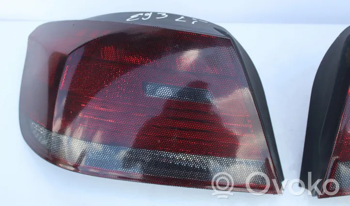 Peugeot 407 Lampa tylna 7162301