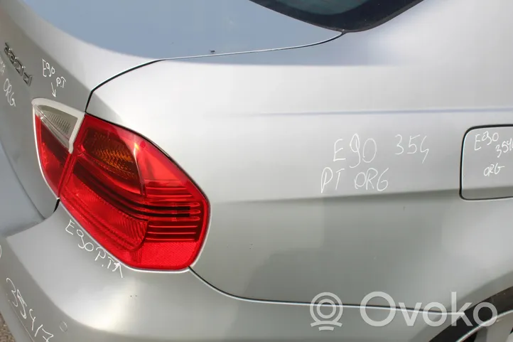 BMW M5 Ćwiartka tylna 