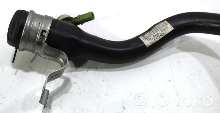 BMW 1 F20 F21 Tubo e bocchettone per riempimento serbatoio del carburante 0673623