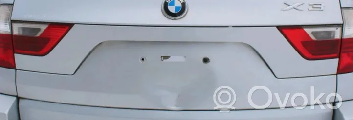 BMW X3 E83 Moulure de porte avant 