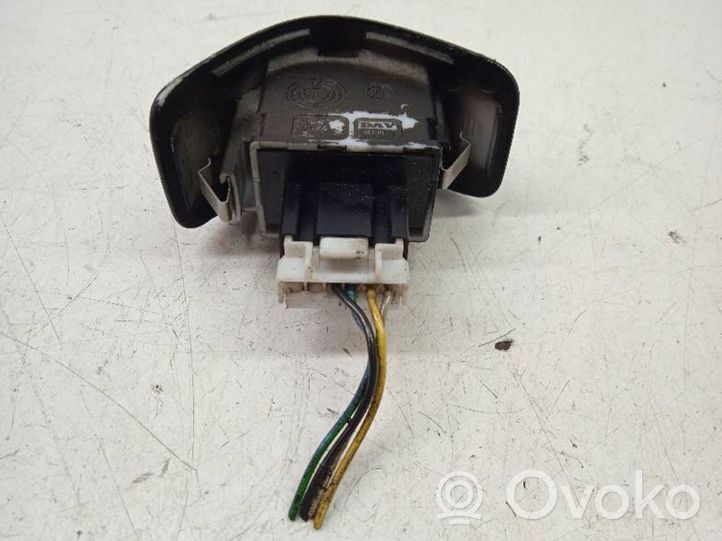 Fiat Stilo Autres commutateurs / boutons / leviers 26424 A223 DAV