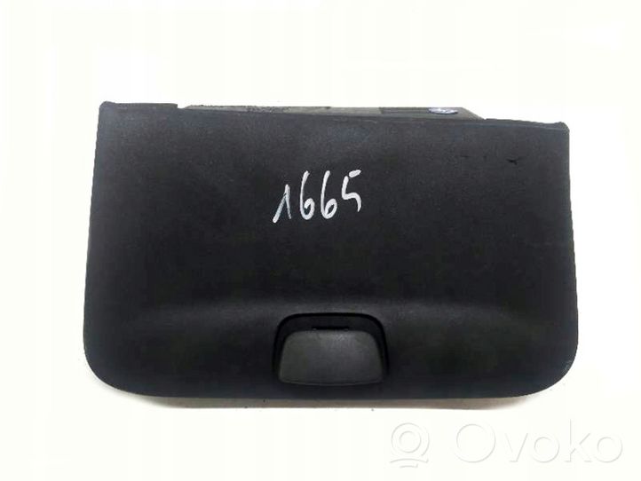 KIA Rio Boite à gants 1G84745300