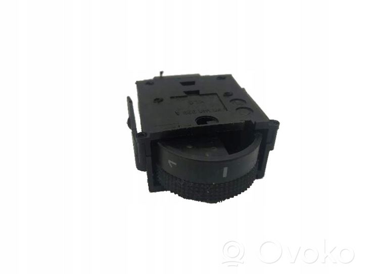 Volkswagen Polo III 6N 6N2 6NF Interruptor de luz 7M1941333A