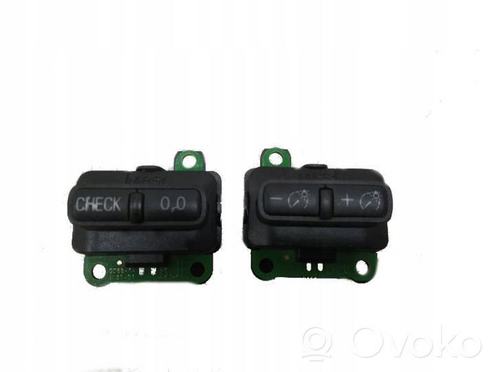 Audi A8 S8 D3 4E Autres commutateurs / boutons / leviers 4E0907569 4E0947147