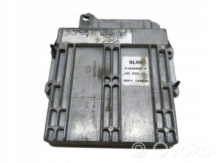 Peugeot Partner Calculateur moteur ECU 9632520380