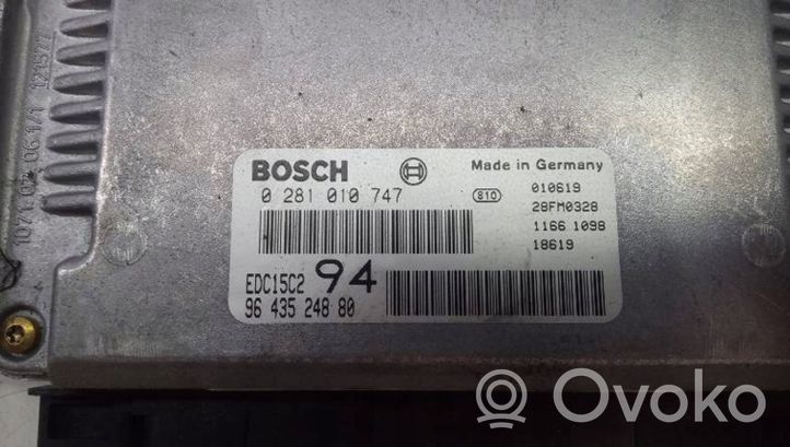 Peugeot 307 Engine control unit/module 0281010747