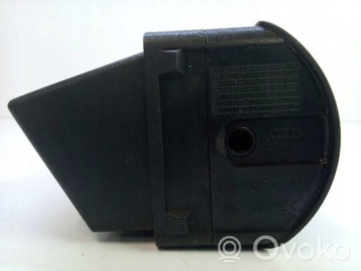 Audi A4 S4 B5 8D Copertura griglia di ventilazione cruscotto 8D1820902