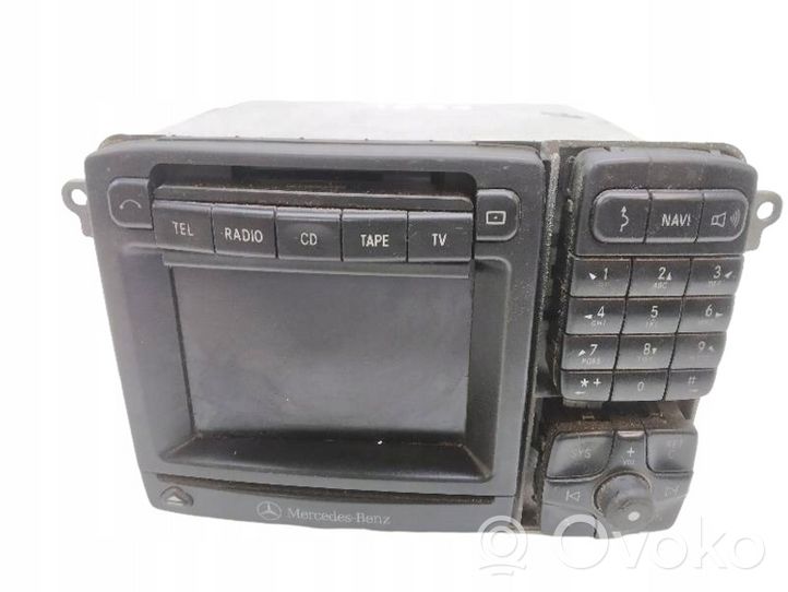 Mercedes-Benz S W220 Radio/CD/DVD/GPS-pääyksikkö A2208204089