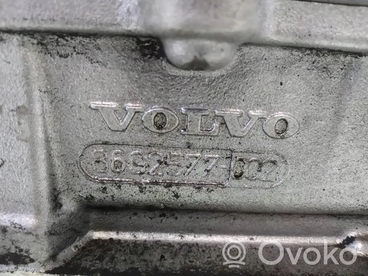 Volvo S60 Testata motore 8692577