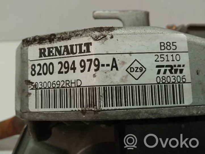 Renault Clio III Gruppo asse del volante 8200294979A