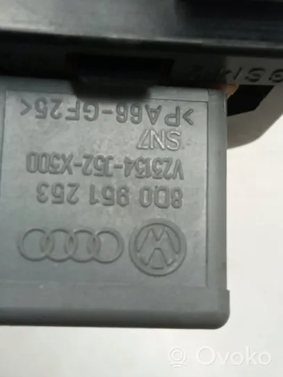 Audi A6 S6 C6 4F Set scatola dei fusibili 370