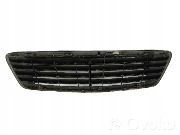 Mercedes-Benz S W220 Atrapa chłodnicy / Grill A2208800383