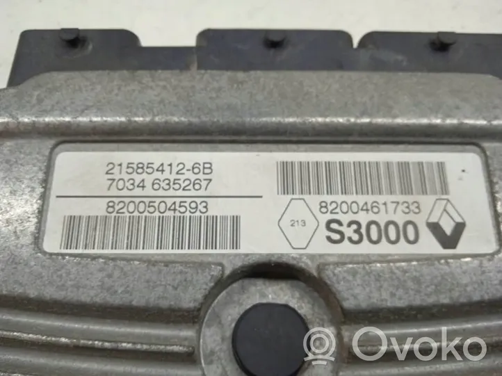 Renault Clio III Sterownik / Moduł ECU 8200504593