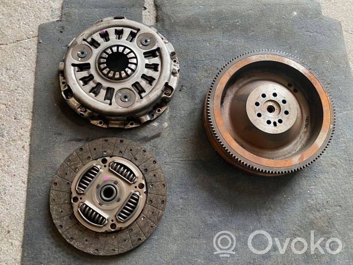 Nissan Navara D23 Clutch set kit 4JA0A