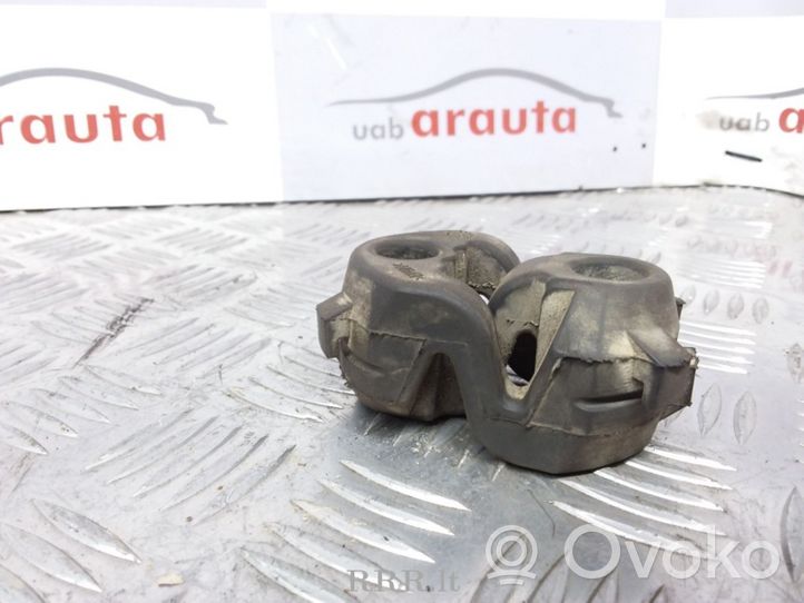 Citroen C5 Staffa/supporto di montaggio della marmitta 