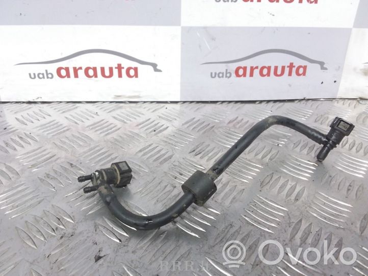 Citroen C5 Tuyau d'alimentation conduite de carburant 