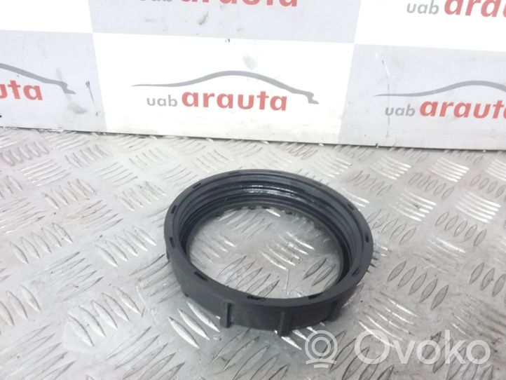 Ford Galaxy Anello/dado di bloccaggio della vite della pompa del carburante nel serbatoio 321201375A