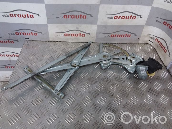 Toyota Corolla Verso E121 Front door window regulator with motor 99749103