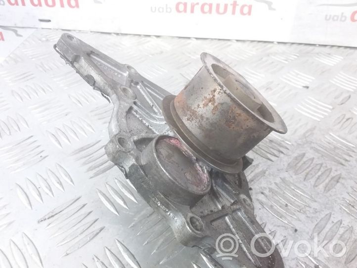 Audi A6 S6 C5 4B Vesipumppu 03002296