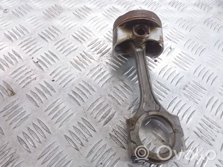 Toyota Verso Piston avec bielle 073835